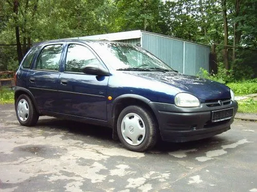 Opel Corsa 1.4Si 1998 photo - 10