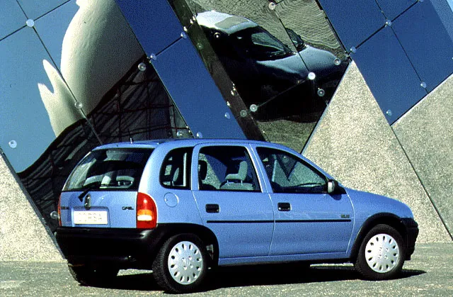 Opel Corsa 1.5 1995 photo - 2