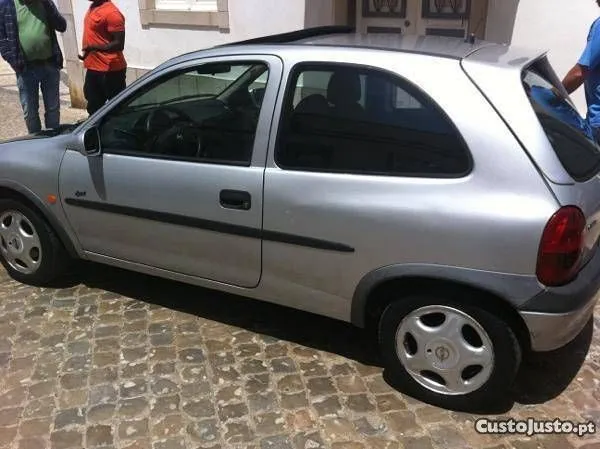 Opel Corsa 1.5 1999 photo - 9