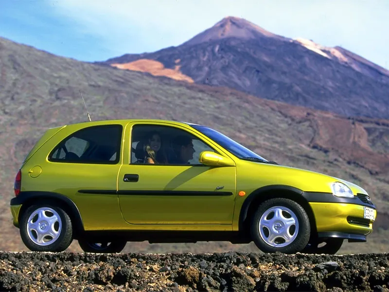 Opel Corsa 1.6 1992 photo - 2