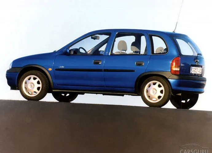 Opel Corsa 1.6i 1993 photo - 4