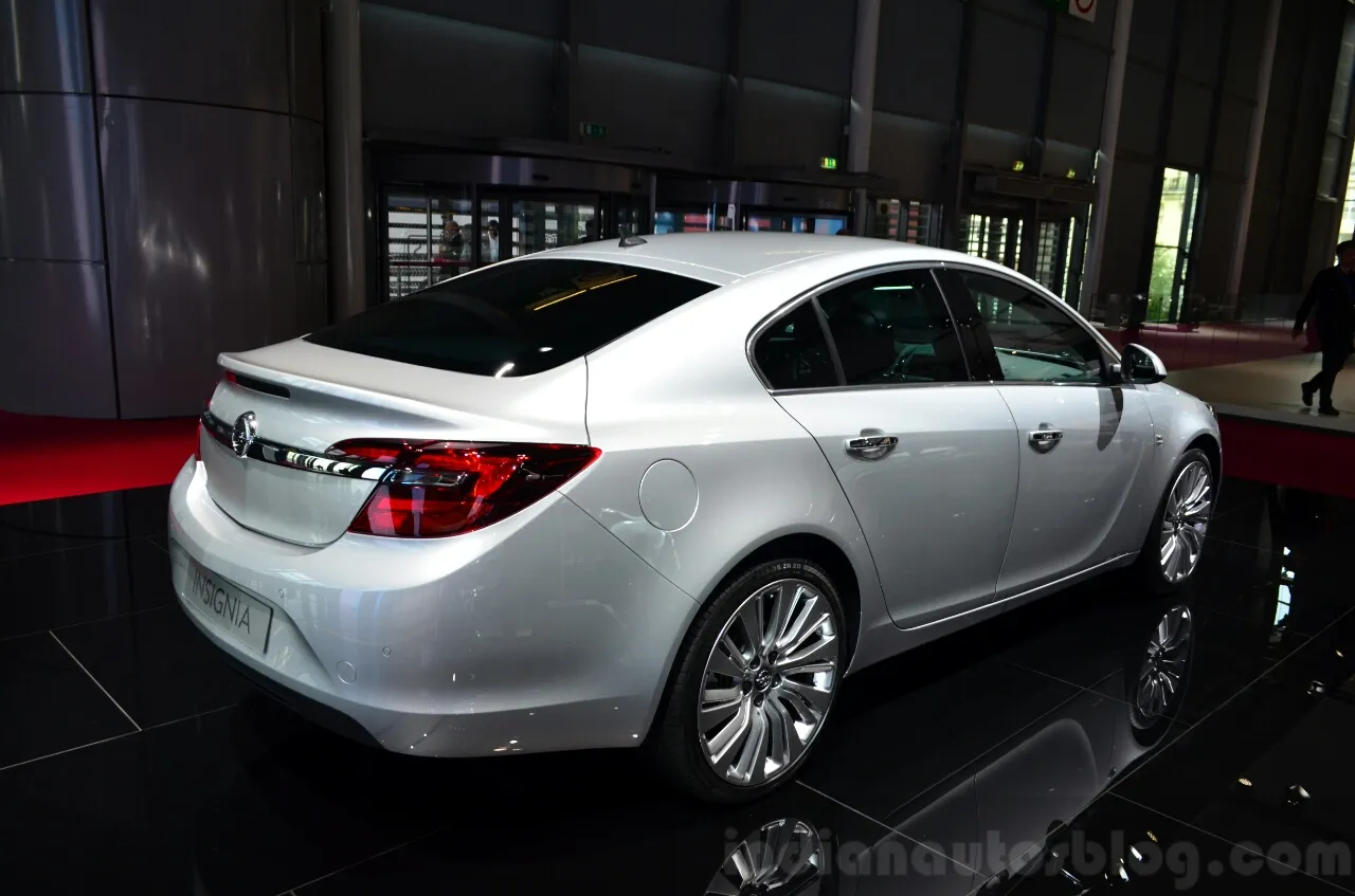 Opel Insignia 2.0 2014 photo - 3