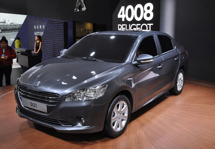 Peugeot 301 1.2 2014 photo - 12