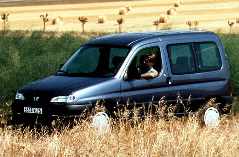 Peugeot Partner 1.9 2002 photo - 4