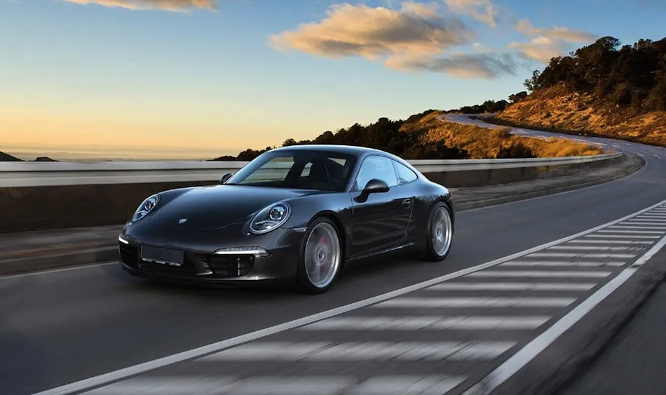 Porsche 911 3.4 2012 photo - 4
