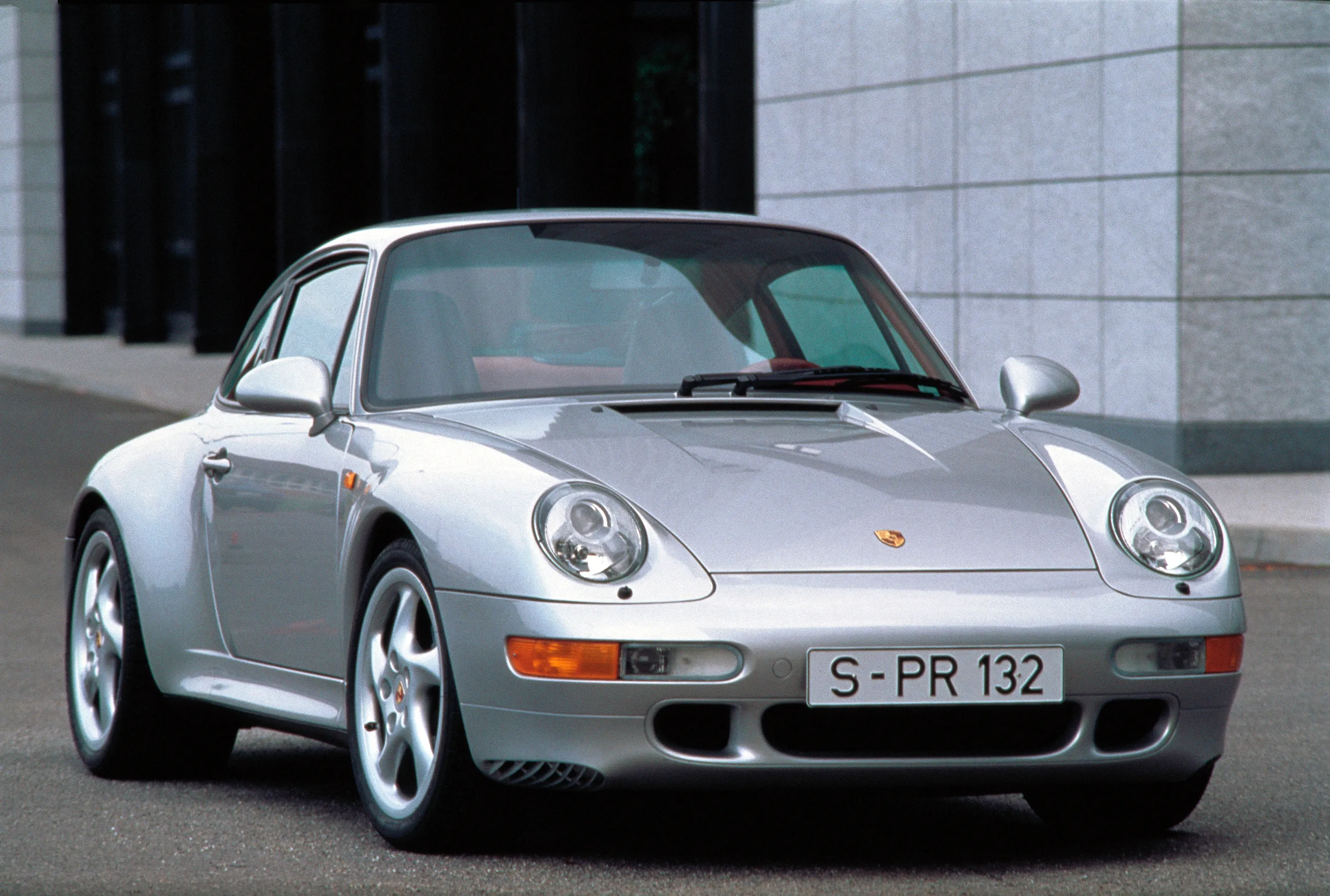 Porsche 911 3.6 1996 photo - 2