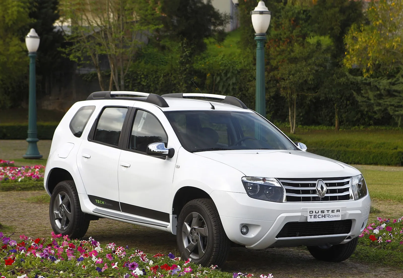 Renault Duster 2.0 2014 photo - 3
