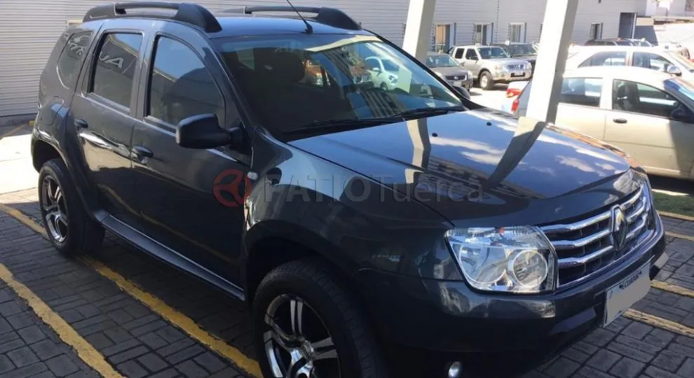 Renault Duster 2.0 2014 photo - 8
