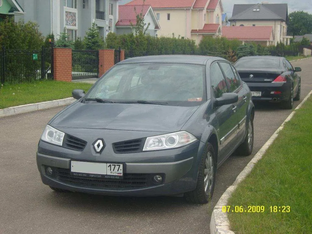 Renault Megane 1.6 1996 photo - 6