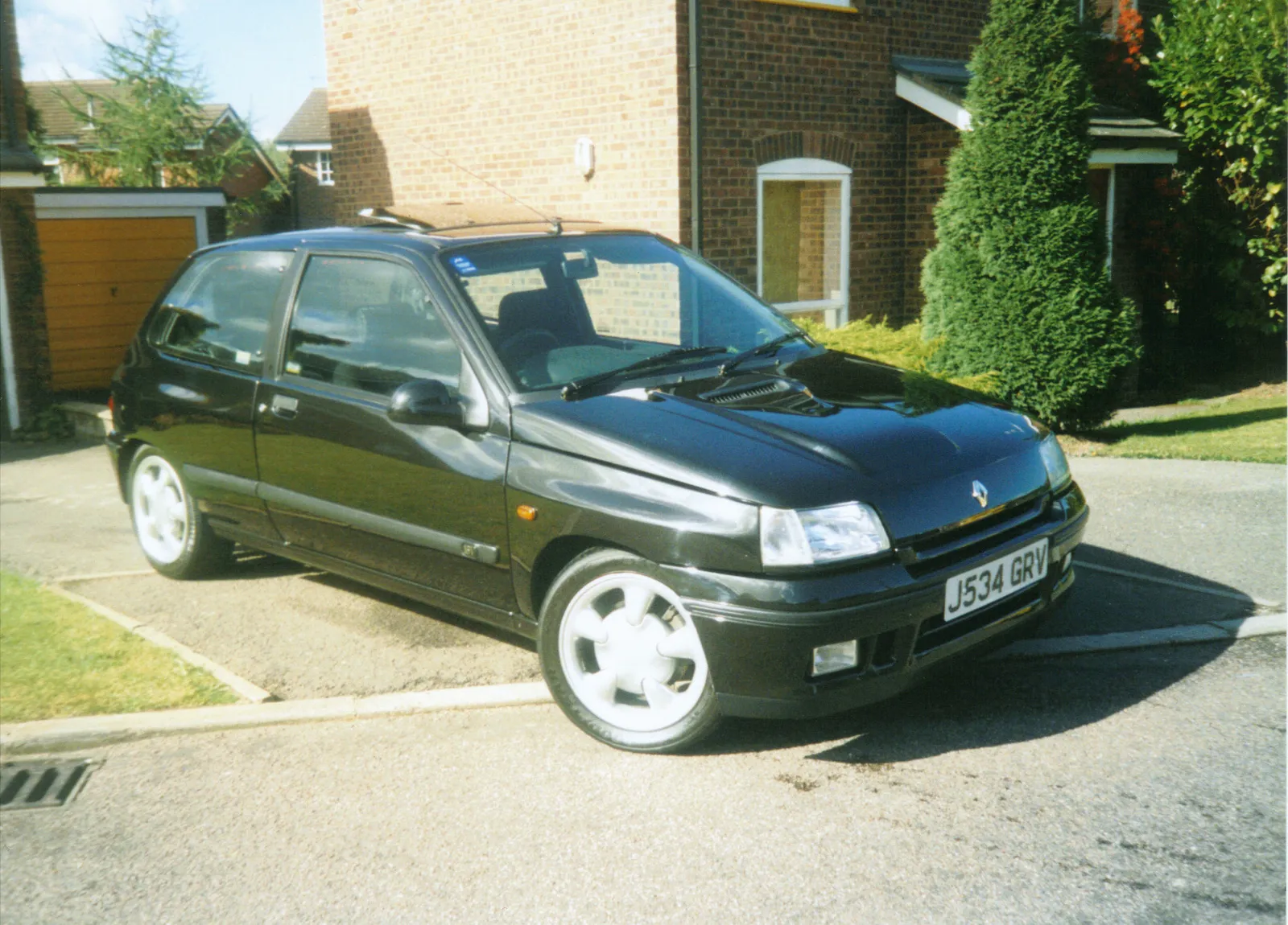 Renault Megane 1.9 1991 photo - 6