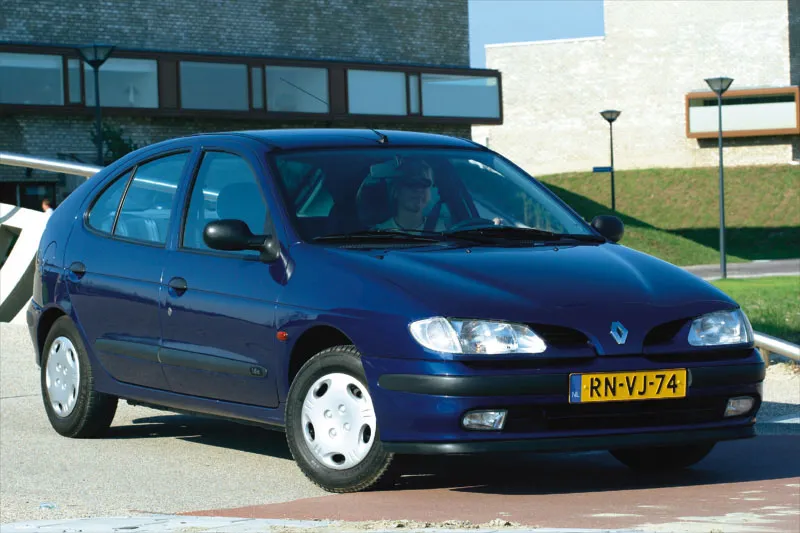 Renault Megane 1.9 1996 photo - 11