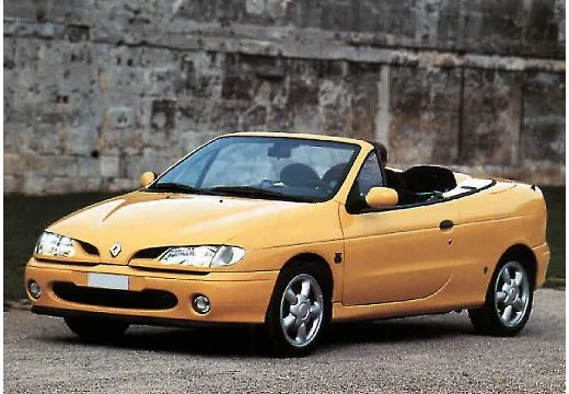 Renault Megane 2.0 1995 photo - 7