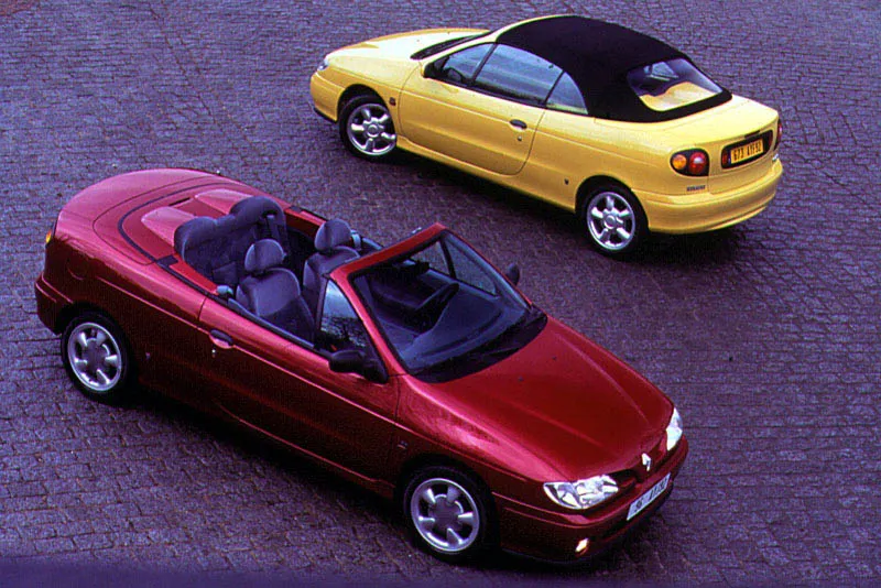 Renault Megane 2.0 1997 photo - 7