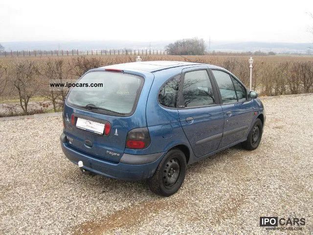 Renault Megane 2.0 1999 photo - 7