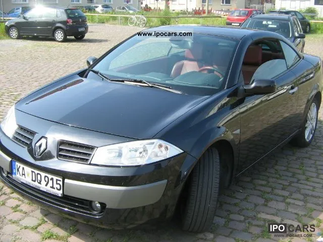 Renault Megane 2.0 2005 photo - 2