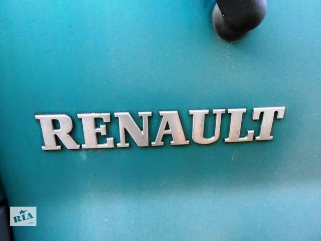 Renault Trafic 2.5 1993 photo - 3