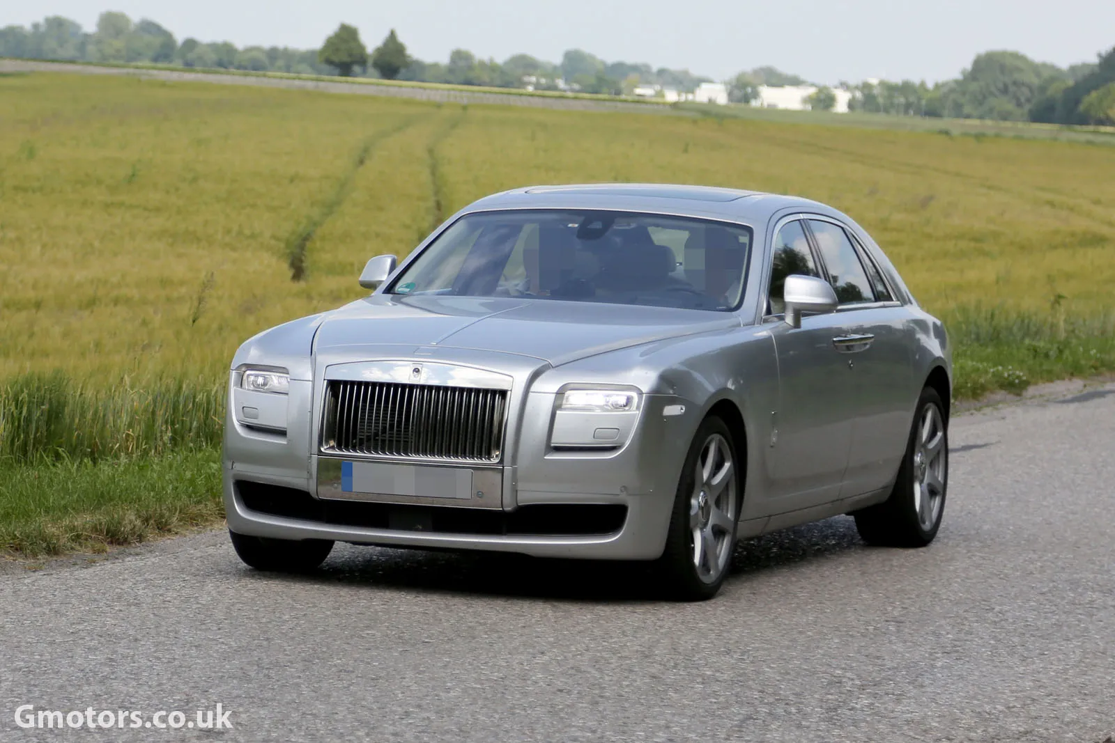 Rolls-Royce Ghost 6.6 2014 photo - 4