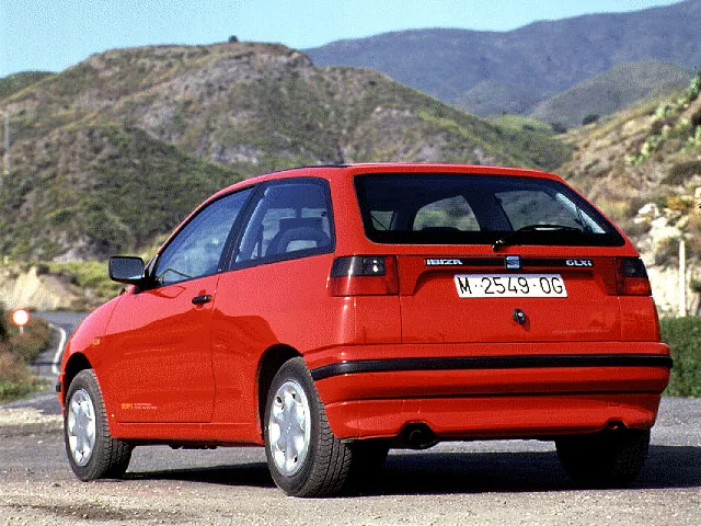 SEAT Ibiza 1.8 1993 photo - 6