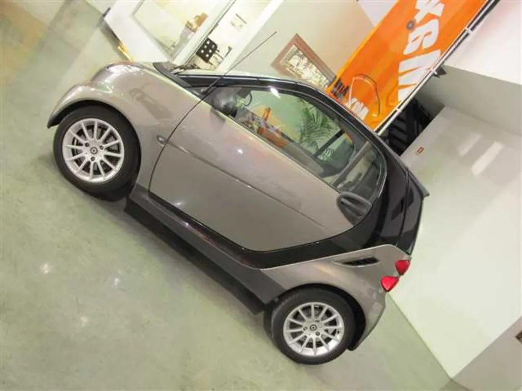 Smart Fortwo 1.0 2009 photo - 10