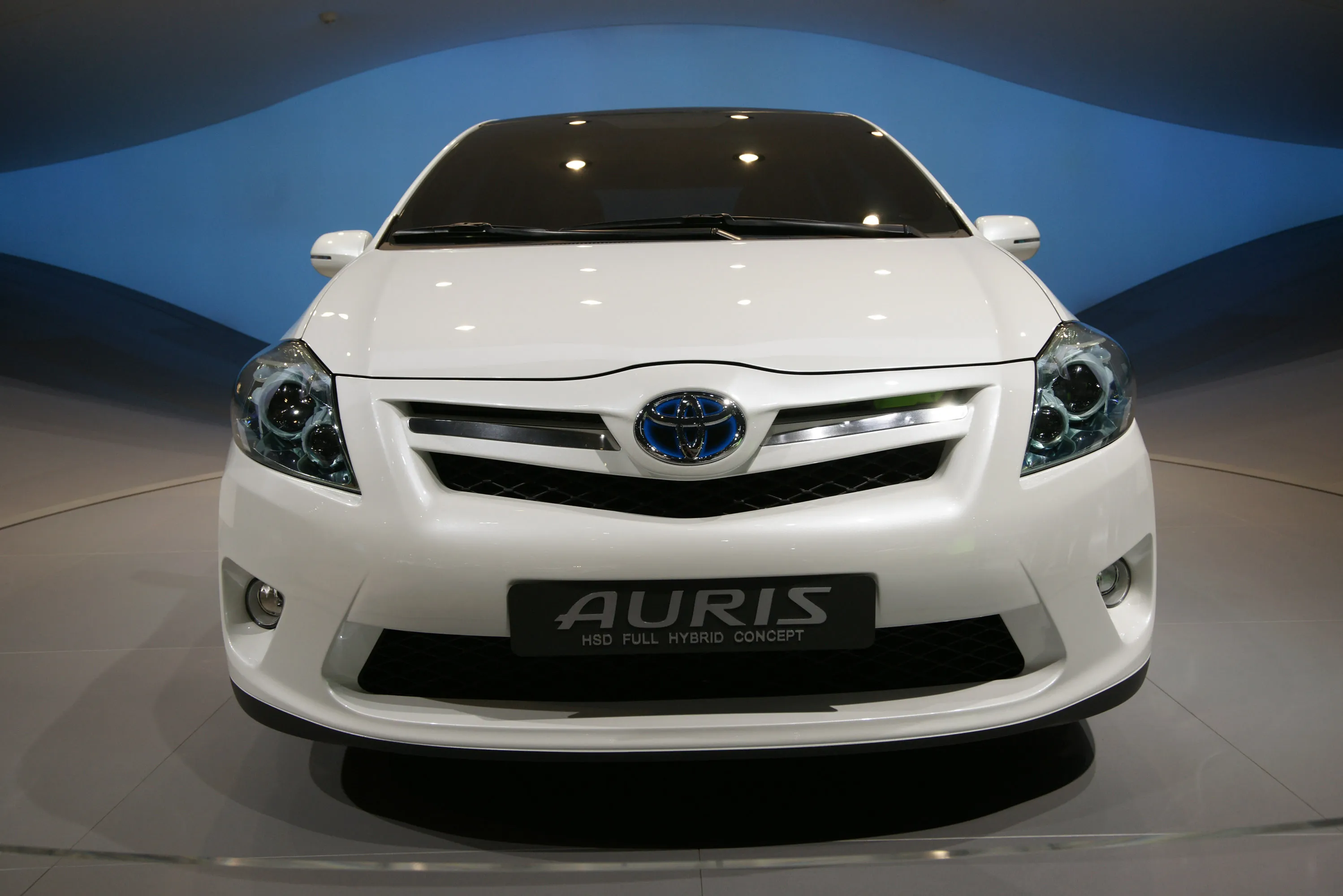 Toyota Auris 1.5 2011 photo - 12