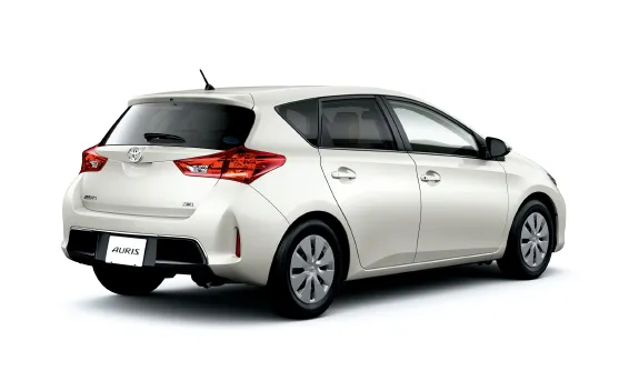 Toyota Auris 1.5 2012 photo - 3