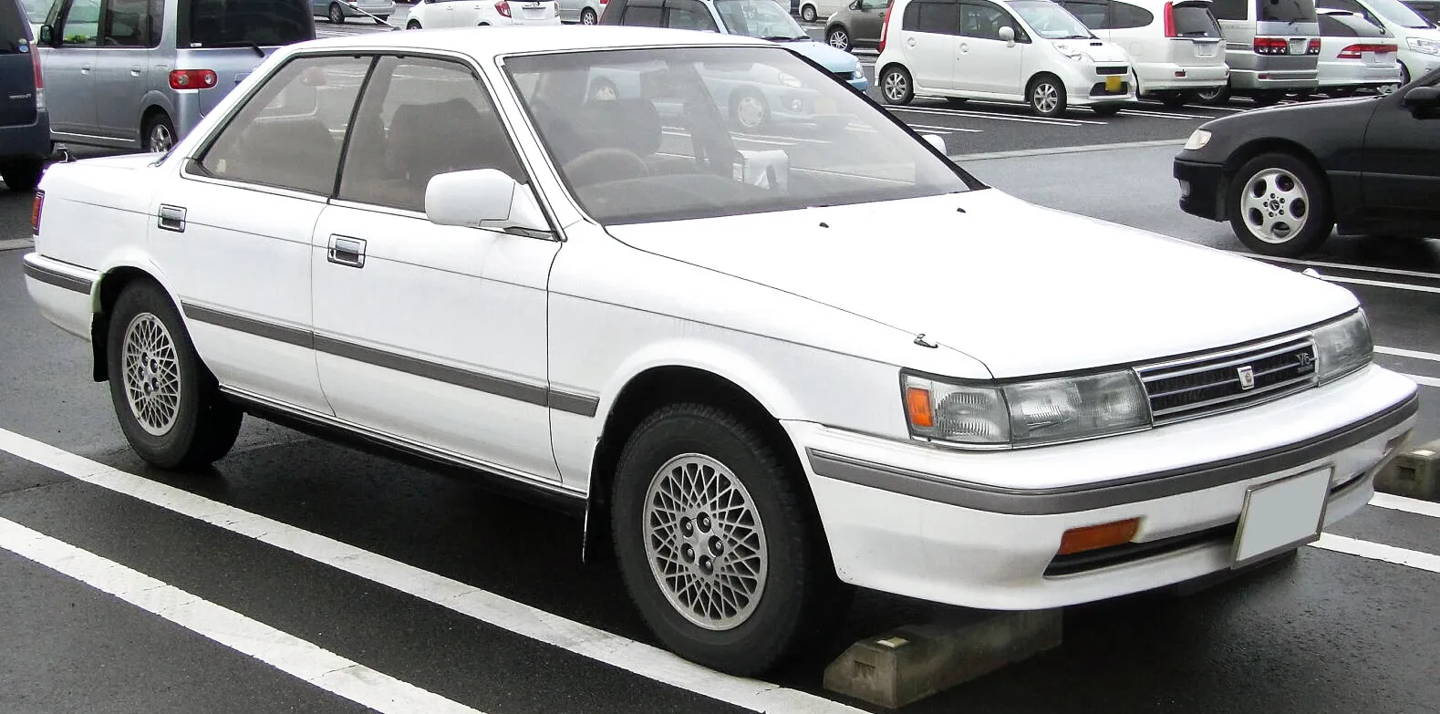 Toyota Camry 2.0 1988 photo - 8
