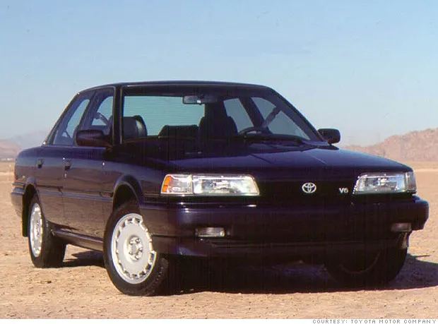 Toyota Camry 2.2 1991 photo - 9