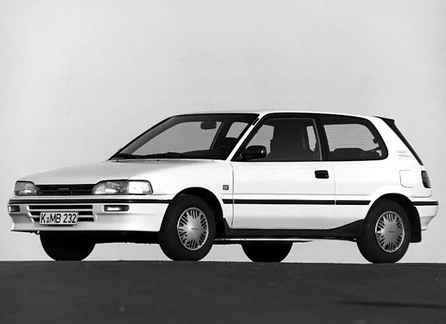 Toyota Corolla 1.6 1990 photo - 9
