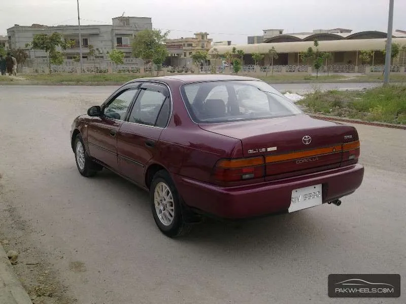 Toyota Corolla 1.6 1995 photo - 4
