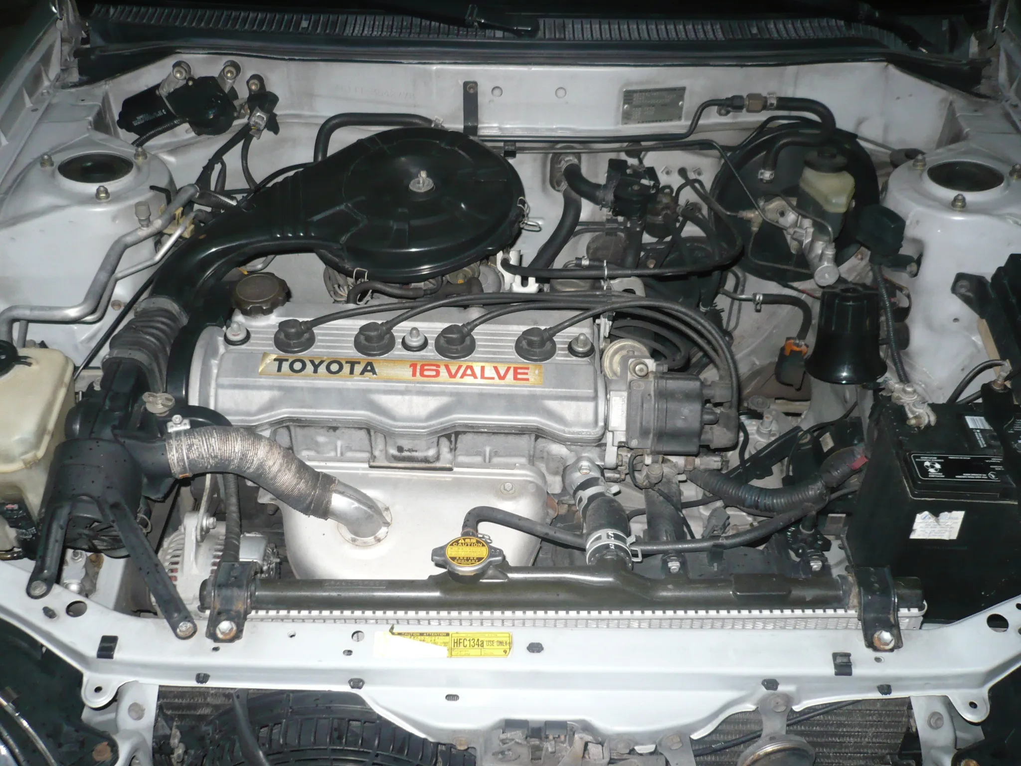Toyota Corolla 1.6 1998 photo - 12