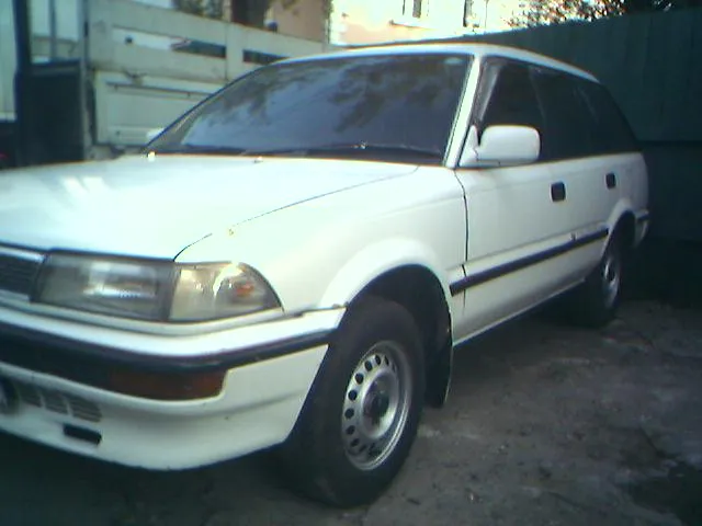 Toyota Corolla 1.8 1987 photo - 10