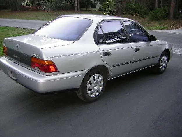 Toyota Corolla 1.8 1993 photo - 5