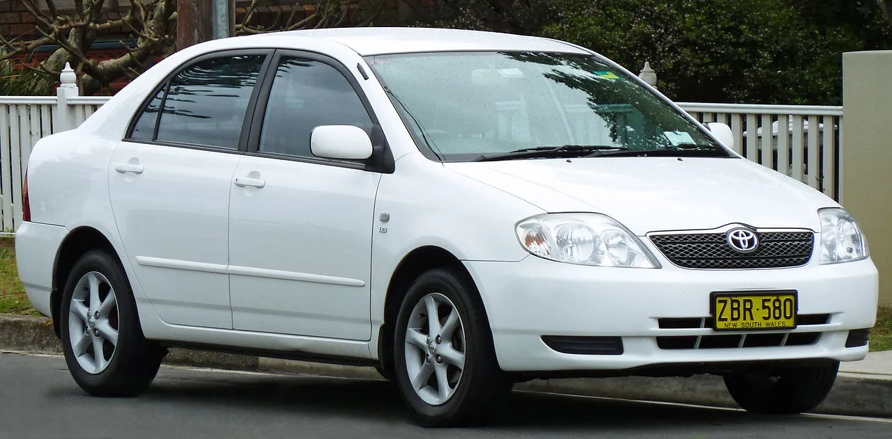Toyota Corolla 2.2 2003 photo - 1