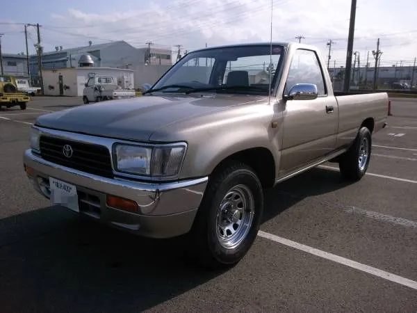 Toyota Hilux 2.0 1997 photo - 8