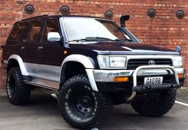 Toyota Hilux 3.0 1992 photo - 1