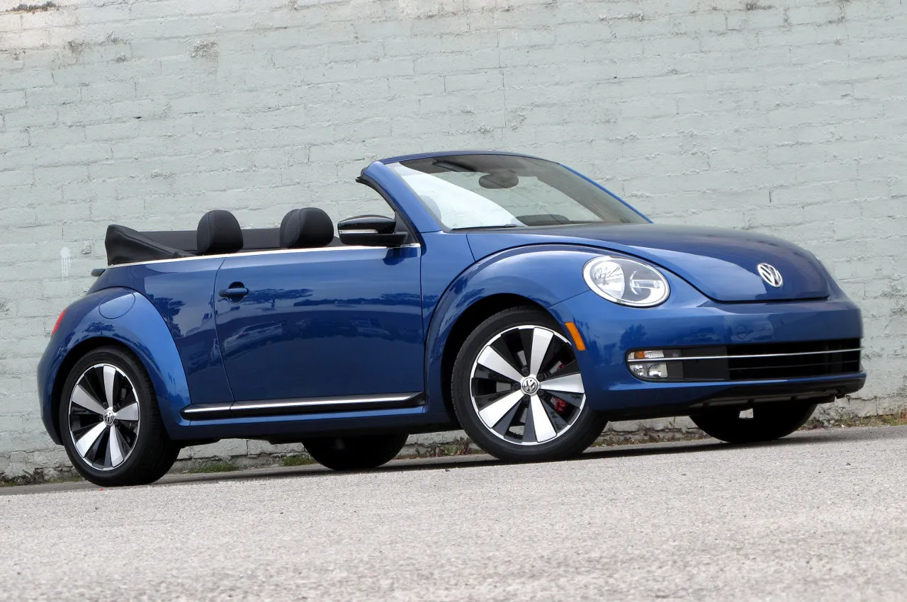 Volkswagen Beetle 1.6 2013 photo - 7