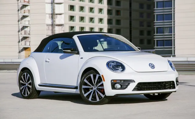 Volkswagen Beetle 1.6 2014 photo - 1