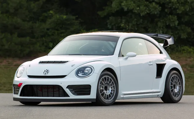 Volkswagen Beetle 1.6 2014 photo - 11