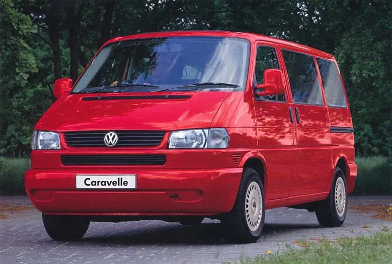 Volkswagen Caravelle 2.4 1997 photo - 8