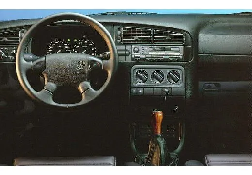 Volkswagen Golf 1.4i 1993 photo - 5