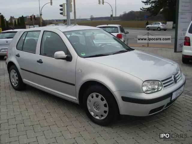 Volkswagen Golf 1.6 2000 photo - 12