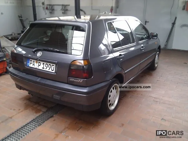 Volkswagen Golf 2.0 1994 photo - 5