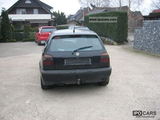 Volkswagen Golf 2.0 1996 photo - 6
