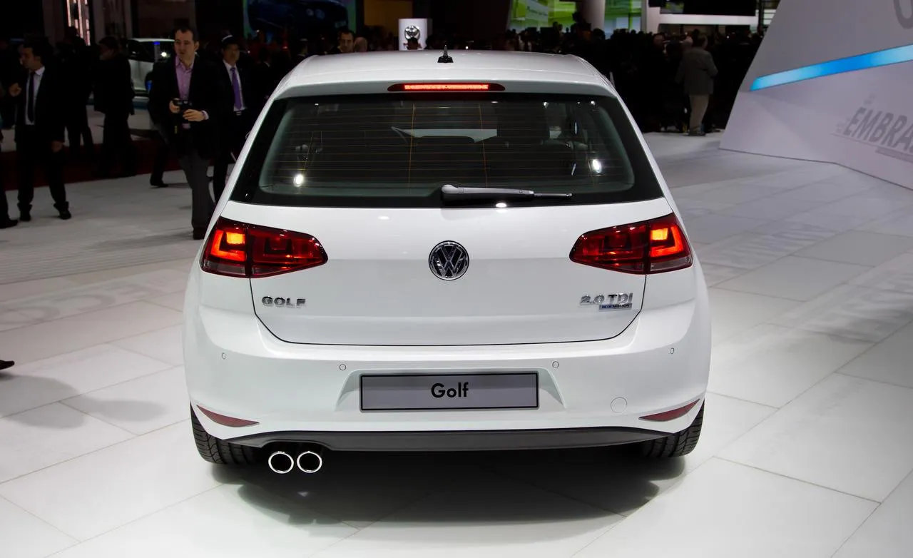 Volkswagen Golf 2.0 2014 photo - 1