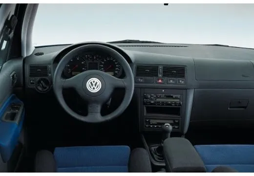 Volkswagen Golf 2.3 1997 photo - 5