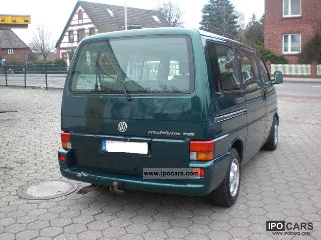 Volkswagen Multivan 3.2 1996 photo - 1