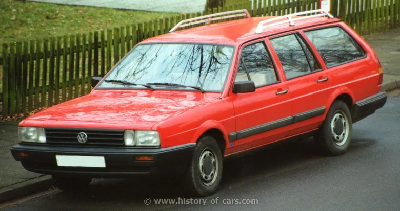 Volkswagen Passat 1.3 1985 photo - 9