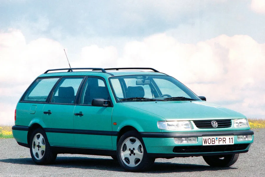 Volkswagen Passat 1.3 1997 photo - 5