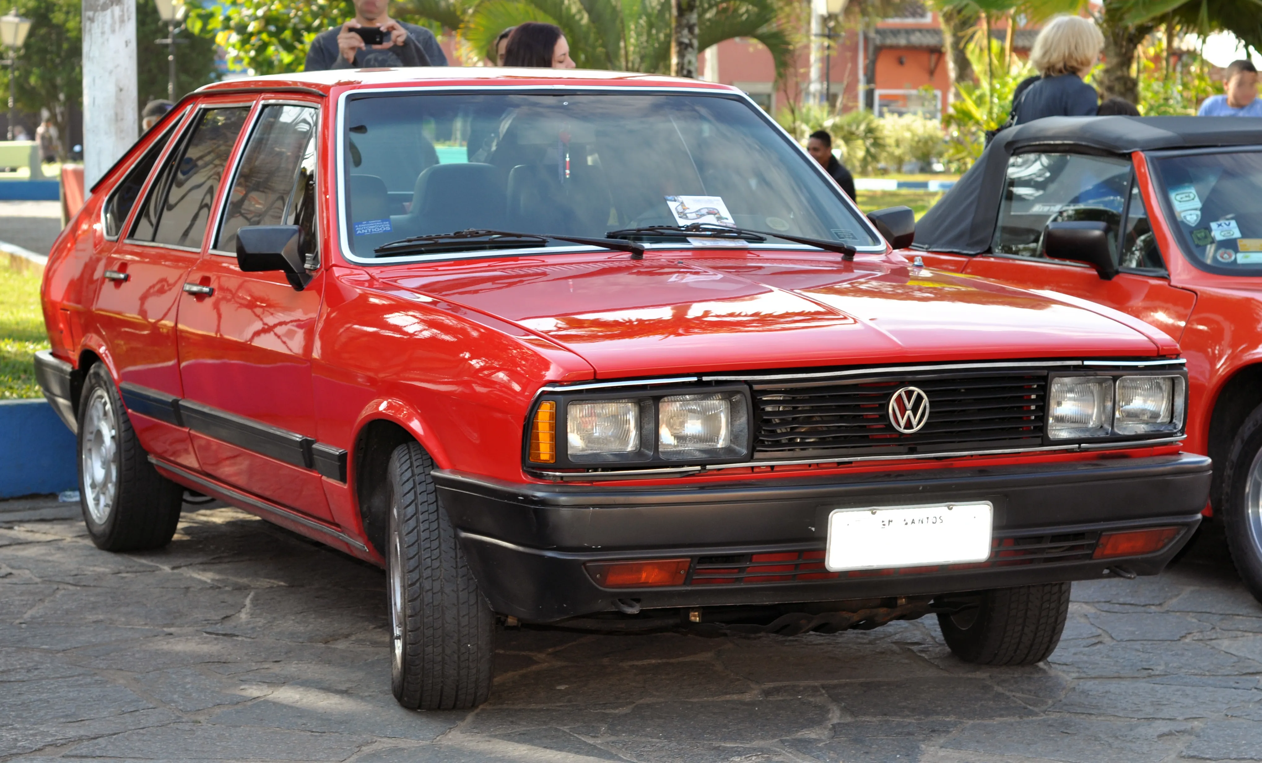 Volkswagen Passat 1.5 1988 photo - 1
