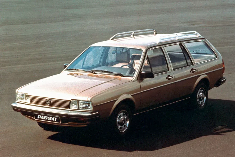 Volkswagen Passat 1.6 1982 photo - 9